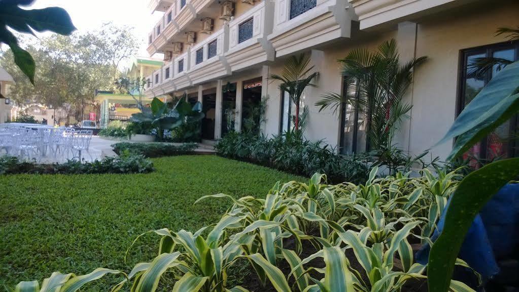 Resort De Crossroads Calangute Exterior foto